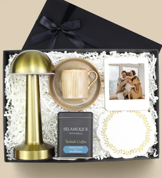Masa Lambası & Sunum Peçetesi & Çerçeve & Türk Kahvesi & Kahve Fincanı Premium Hediye Seti