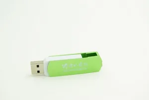 Çevirmeli USB Flash Bellek ED035