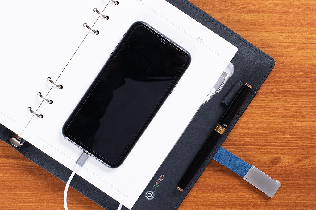 ZEUS Taba Kablosuz Şarj Özellikli & Powerbankli Organizer
